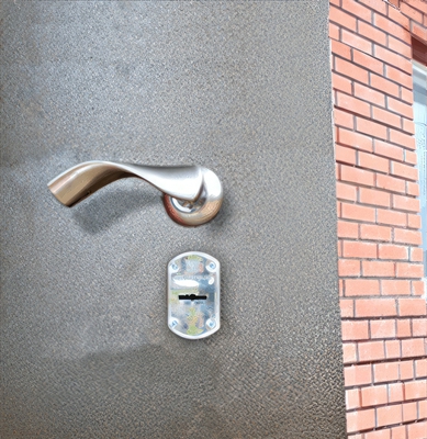 Ручка на двери Ручка на двери